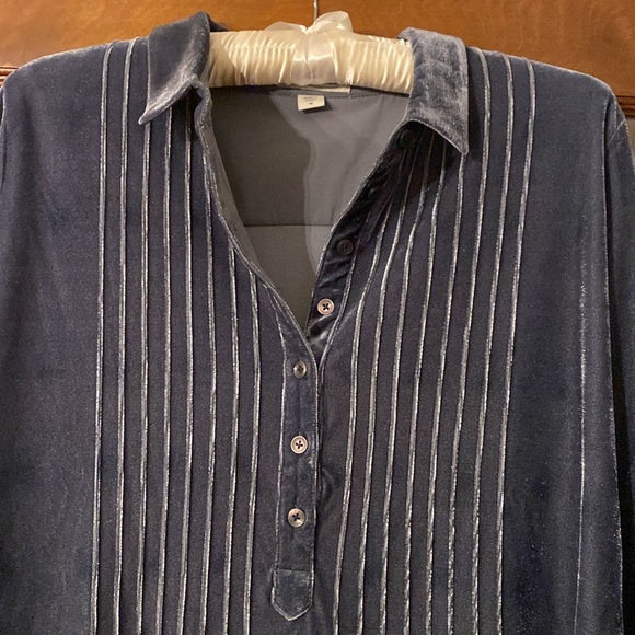 Coldwater Creek Velour Tunic - Picture 2 of 6